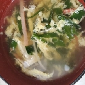 豆腐とカニカマの卵スープ